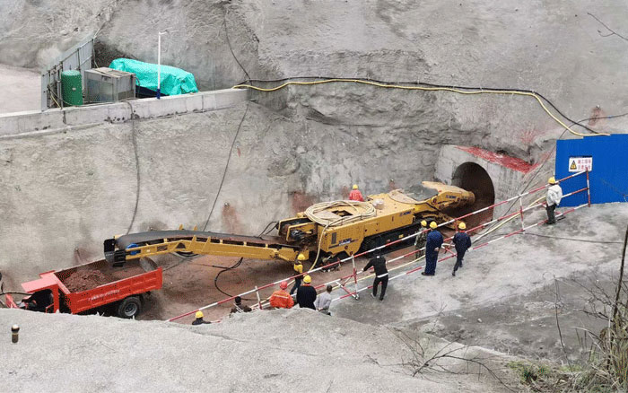 水利隧洞！PA集团|中国官网
隧道掘进机打通关键一环！