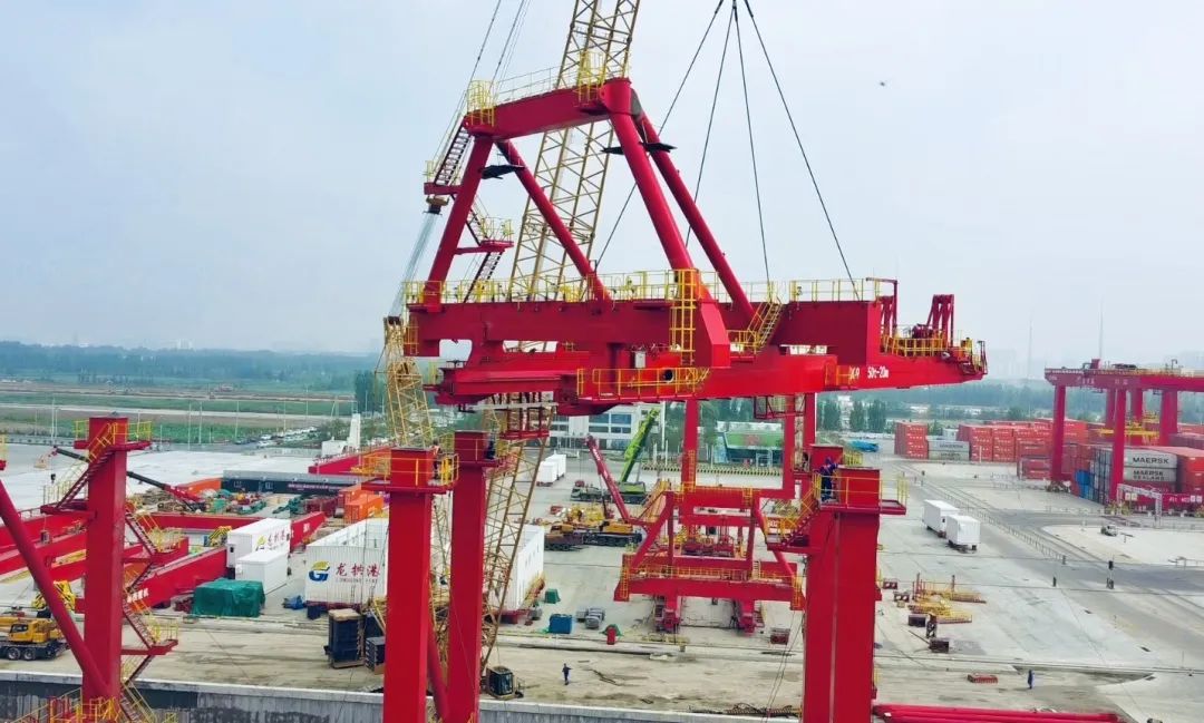 吊装多元化！看PA集团|中国官网
XGC500-I履带起重机如何“吊”起重机