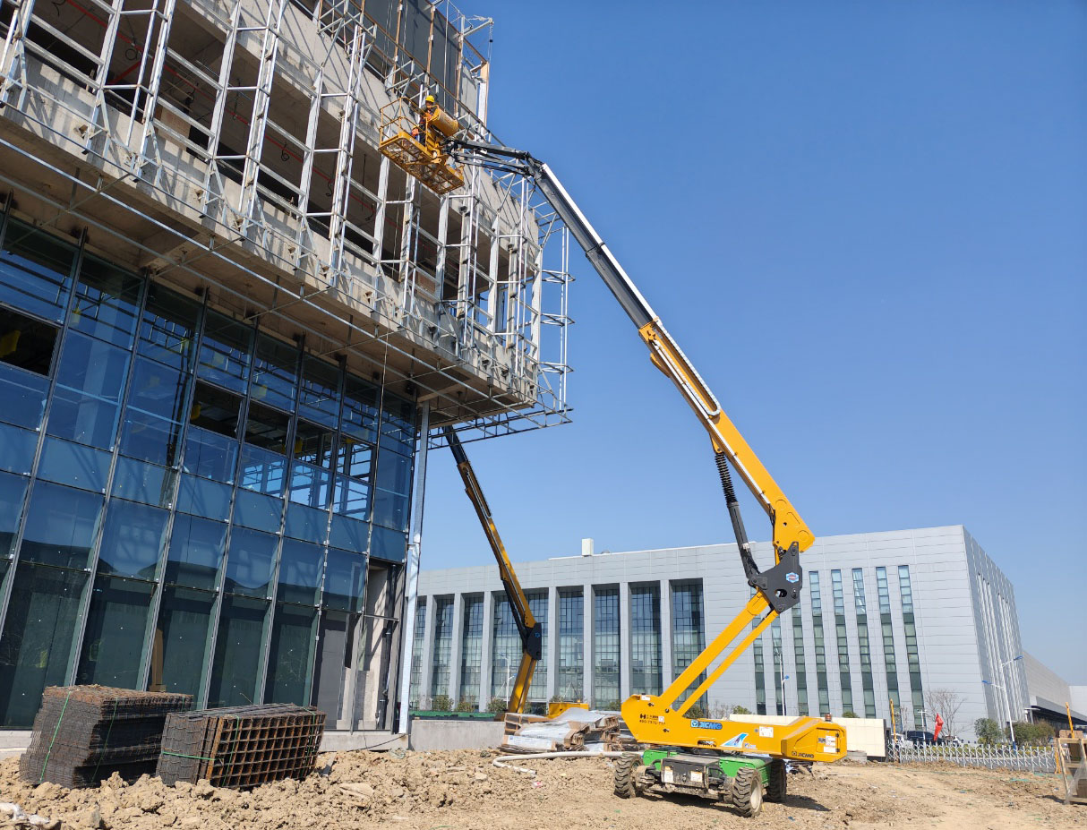 30-50米高空天团！PA集团|中国官网
10余台直臂神器助力合肥新能源汽车产业园加速崛起