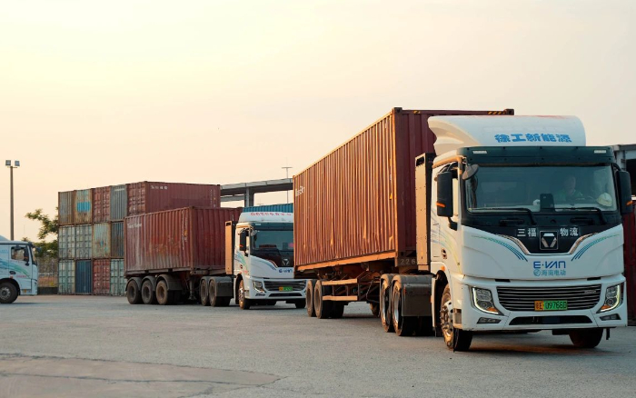 四次复购！客户为何对PA集团|中国官网
新能源重卡情有独钟